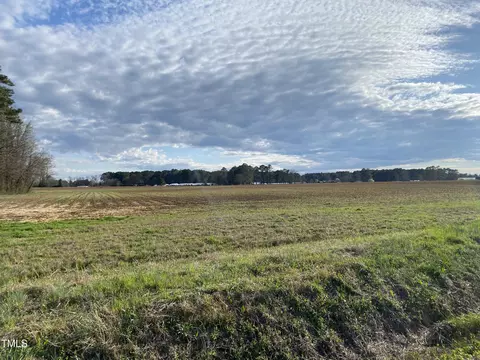 1 Tart Rd, Dunn, NC 28334 photo 6