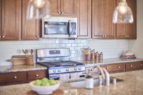 Kitchen - 1340 Catch Fly Ln, Durham, NC 27713 photo 4 of 4