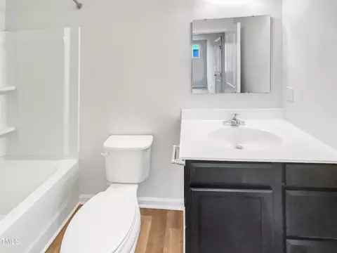 Bath - 1205 Bent Willow Dr, Durham, NC 27704 photo 3 of 3
