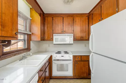 Kitchen - 5315 Cole Mill Rd, Durham, NC 27705 photo 1 of 1