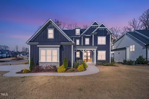 8201 Southmoor Hill Trl, Wake Forest, NC 27587