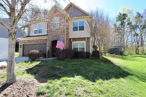 2144 Waterview Dr, Graham, NC 27253