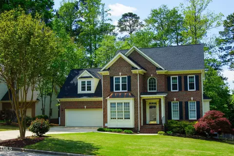 102 Caymus Ct, Cary, NC 27519