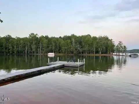 55 Waters Edge Loop, Henderson, NC 27537