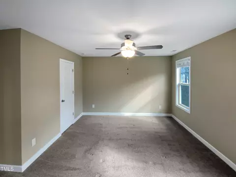 Bedroom - 69 Azul Dr, Clayton, NC 27520 photo 3 of 8