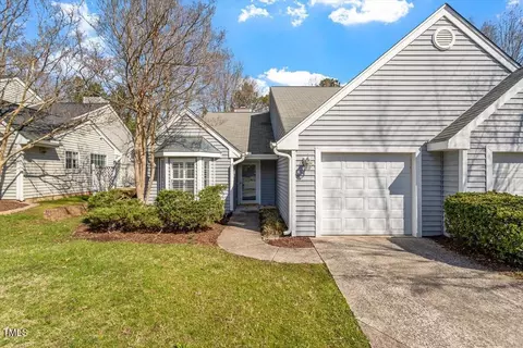 113 Duchess Ln, Chapel Hill, NC 27517