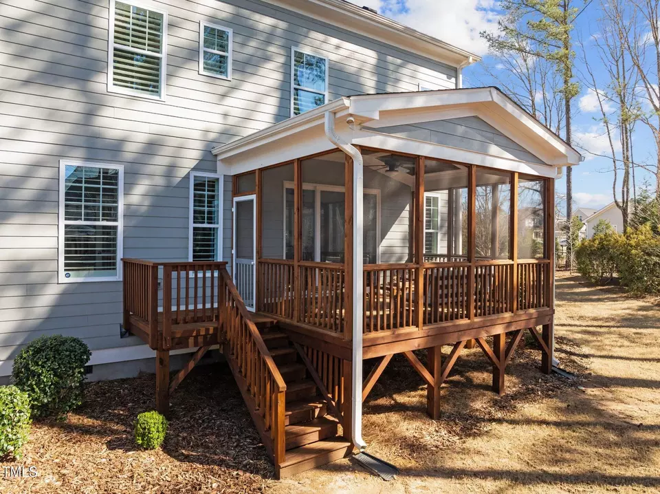 Exterior - 1013 Manchaca Loop, Apex, NC 27539 photo 7 of 8