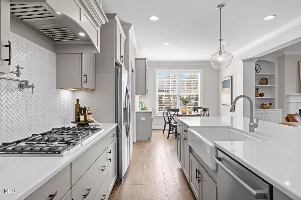 Kitchen - 1013 Manchaca Loop, Apex, NC 27539 photo 3 of 4