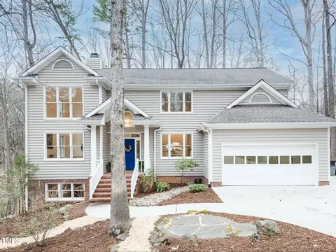 104 Manchester Pl, Chapel Hill, NC 27516