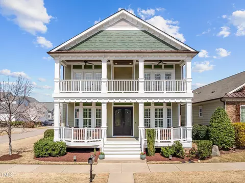 1086 Tender Dr, Apex, NC 27502