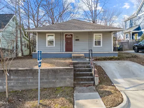 805 N Elizabeth St, Durham, NC 27701