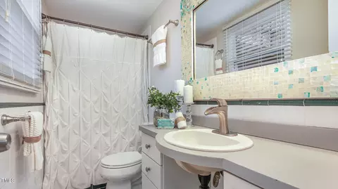 Bath - 918 Templeridge Rd, Wake Forest, NC 27587 photo 1 of 1