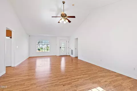 2776 Jordan Ct, Creedmoor, NC 27522