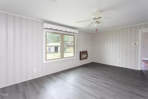 Living - 1239 Brogden Rd, Smithfield, NC 27577 photo 4 of 4