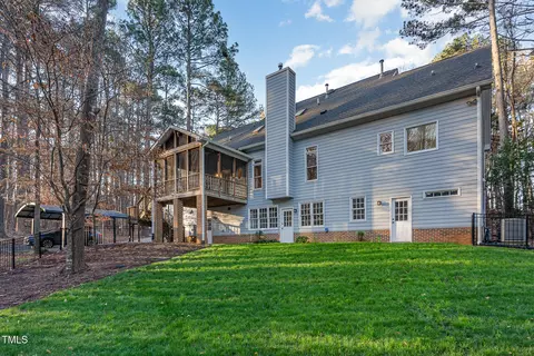 Exterior - 5000 Celbridge Pl, Raleigh, NC 27613 photo 4 of 7