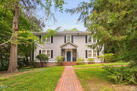 212 W University Dr, Chapel Hill, NC 27516