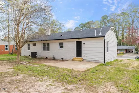 Exterior - 409 Avery St, Garner, NC 27529 photo 4 of 8