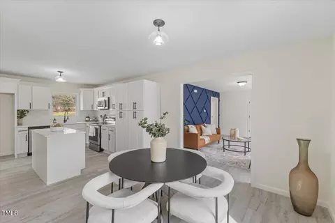 Dining - 409 Avery St, Garner, NC 27529 photo 2 of 3