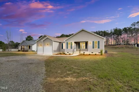 1076 Nc 55, Coats, NC 27521