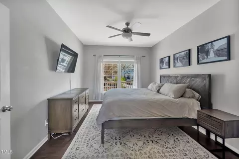 Bedroom - 308 Burnt Pine Ct, Apex, NC 27502 photo 3 of 7