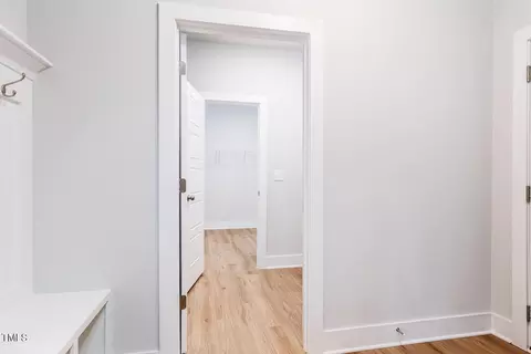 Entry Way - 207 Golfview Ave, Benson, NC 27504 photo 3 of 4