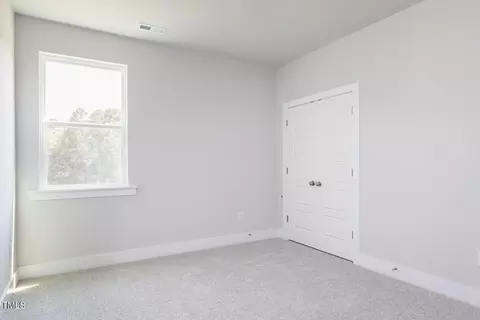 Bedroom - 207 Golfview Ave, Benson, NC 27504 photo 5 of 6