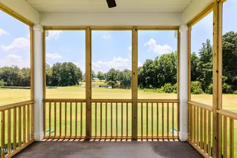 245 Golfview Ave, Benson, NC 27504 photo 5