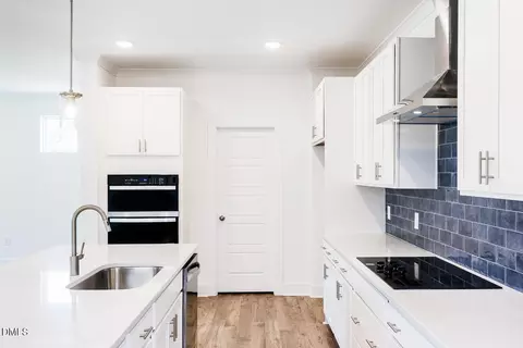 Kitchen - 79 Tee Time Ter, Benson, NC 27504 photo 3 of 3