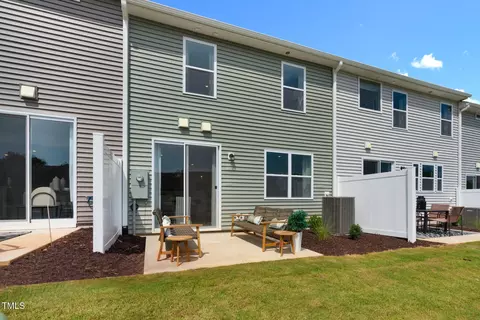 Exterior - 176 Kobus Ct, Garner, NC 27529 photo 2 of 2