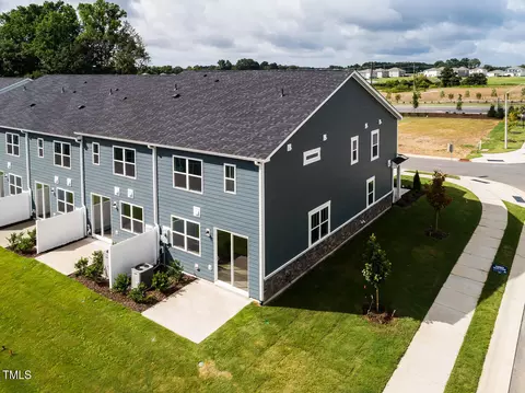 11 Silver Pine Dr, Angier, NC 27501 photo 4