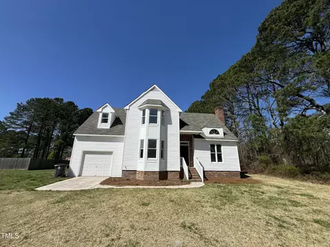 100 Wiley Oaks Dr, Wendell, NC 27591