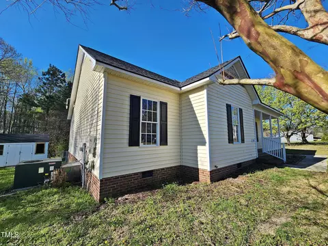 Exterior - 120 Keith Ct, Willow Spring, NC 27592 photo 2 of 4