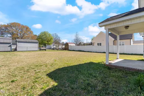 615 S Orange Ave, Dunn, NC 28334 photo 21