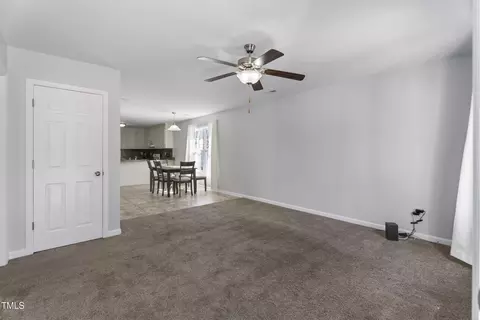 615 S Orange Ave, Dunn, NC 28334 photo 6