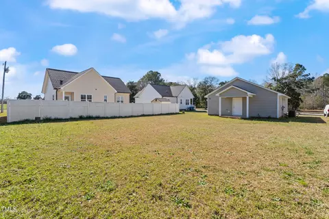 615 S Orange Ave, Dunn, NC 28334 photo 22