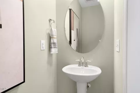 Bath - 112 Siebold St, Garner, NC 27529 photo 6 of 6