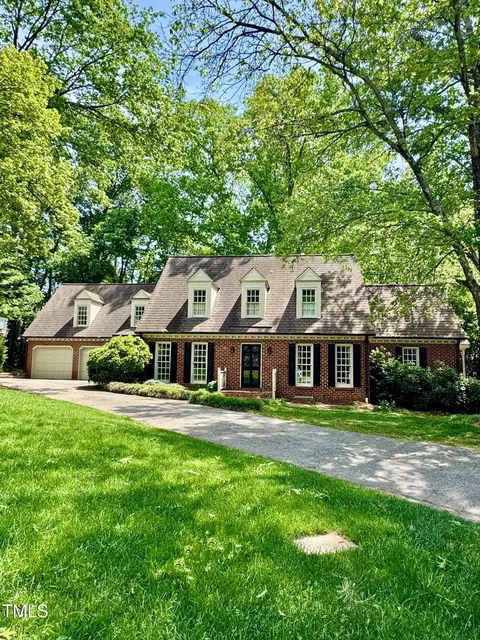 3005 Woodgreen Dr, Raleigh, NC 27607