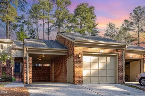 7 Innisfree Dr, Durham, NC 27707