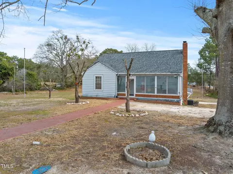 607 Henderson St, Hamlet, NC 28345 photo 5