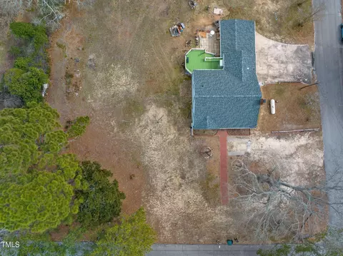 607 Henderson St, Hamlet, NC 28345 photo 7