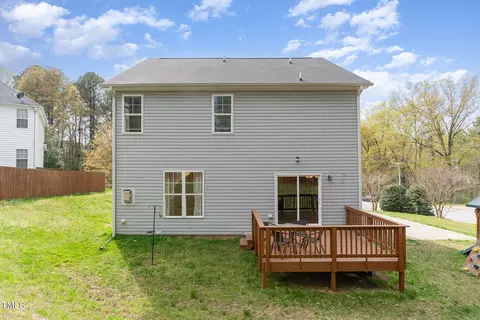 Exterior - 101 Lager Ln, Garner, NC 27529 photo 7 of 9