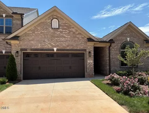 1053 Beechcraft Dr #124, Mebane, NC 27302