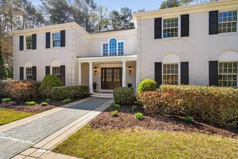 100 Dunedin Ct, Cary, NC 27511