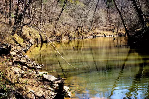 2353 Old Oxford Rd, Durham, NC 27704