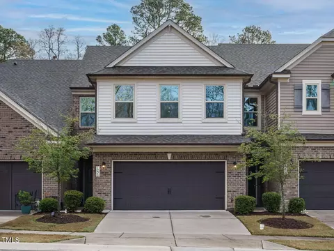 1220 Piperton Ln, Cary, NC 27513