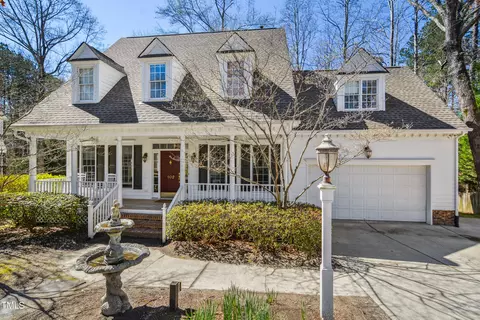 102 Battenburg Ct, Cary, NC 27519