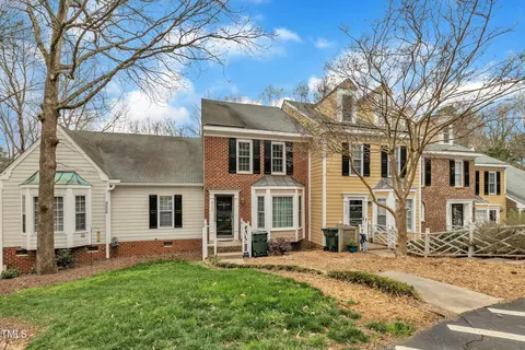 4524 Hamptonshire Dr, Raleigh, NC 27613