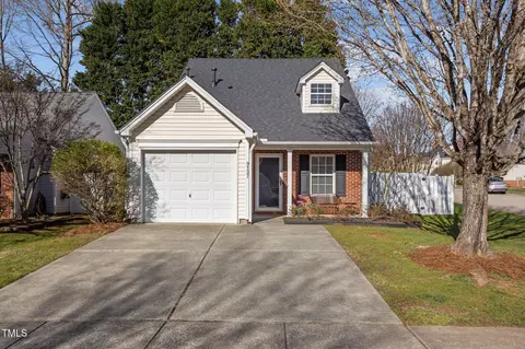 9137 Colony Village Ln, Raleigh, NC 27617
