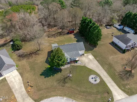 View/Area - 7905 Willow Croft Dr, Willow Spring, NC 27592 photo 1 of 3