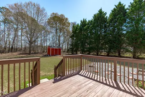 Exterior - 7905 Willow Croft Dr, Willow Spring, NC 27592 photo 4 of 7